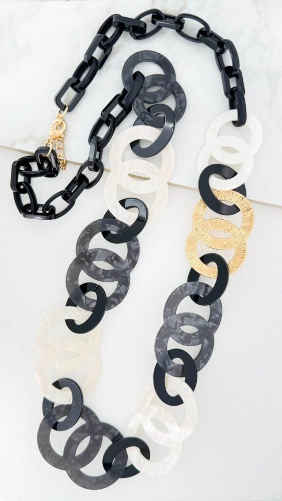 Envy Jewellery | Necklace with detail