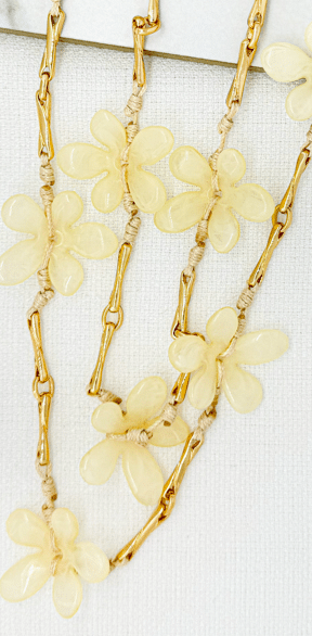 Envy White Floral Link Necklace