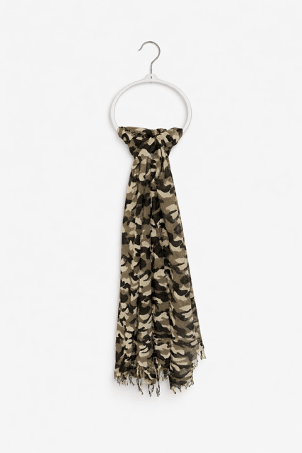 Lettuce Camouflage Scarf.