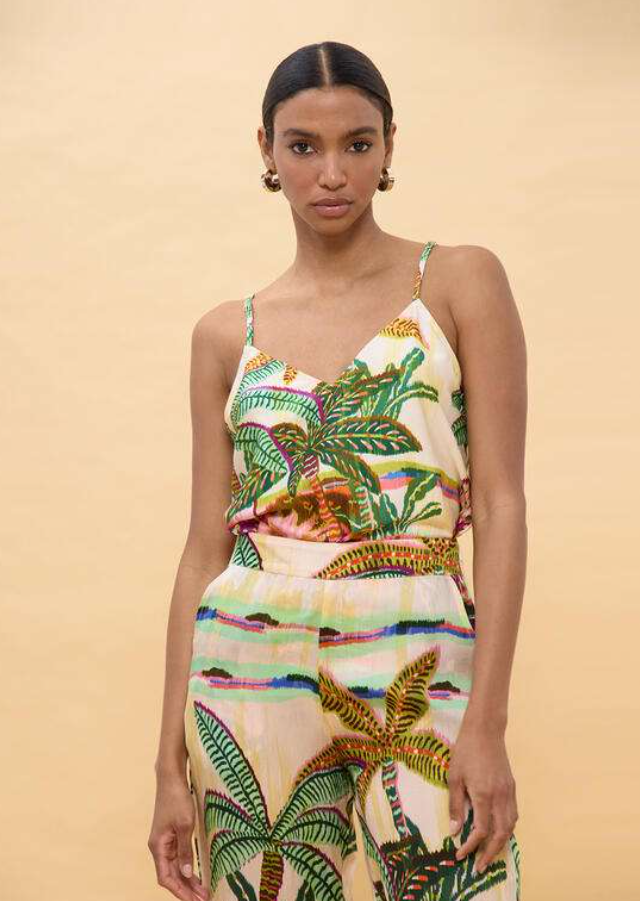 Lola Casademunt Palm Tree Top