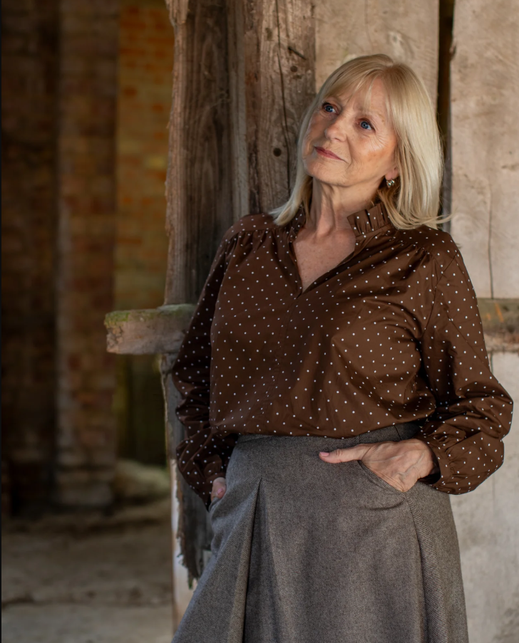 Greta Shirt | Spot | Brown