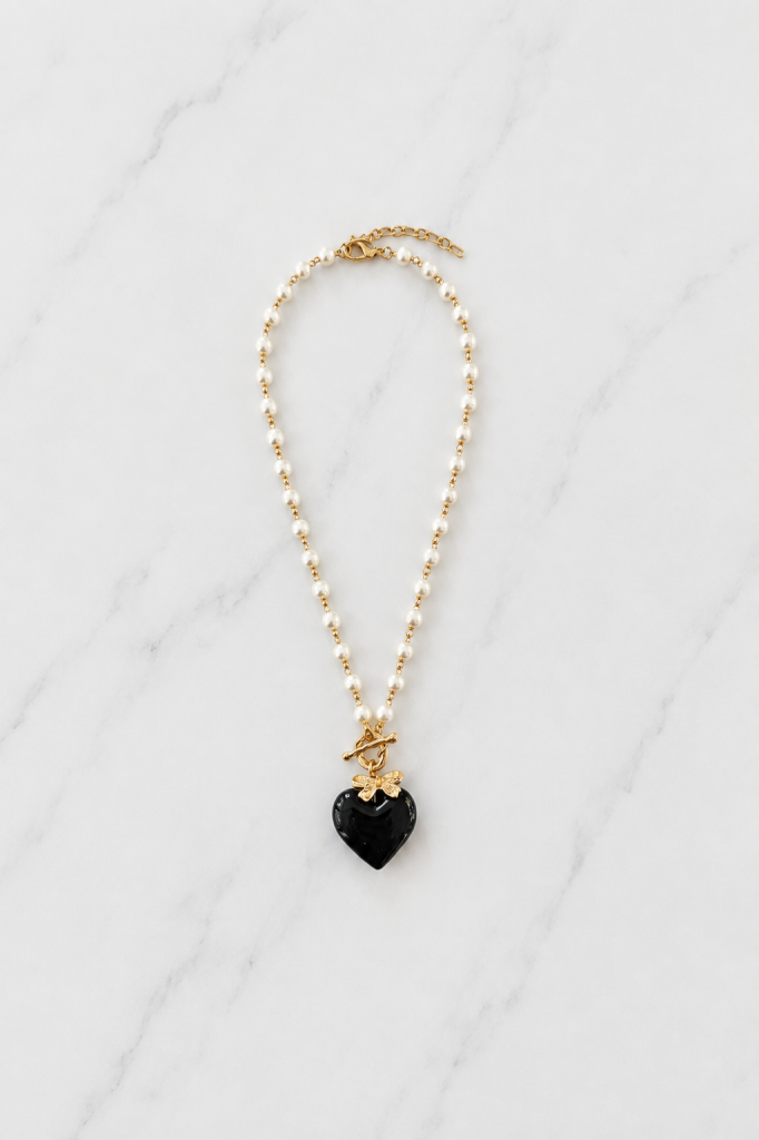 Envy Pearl & Black Heart Pendant Necklace