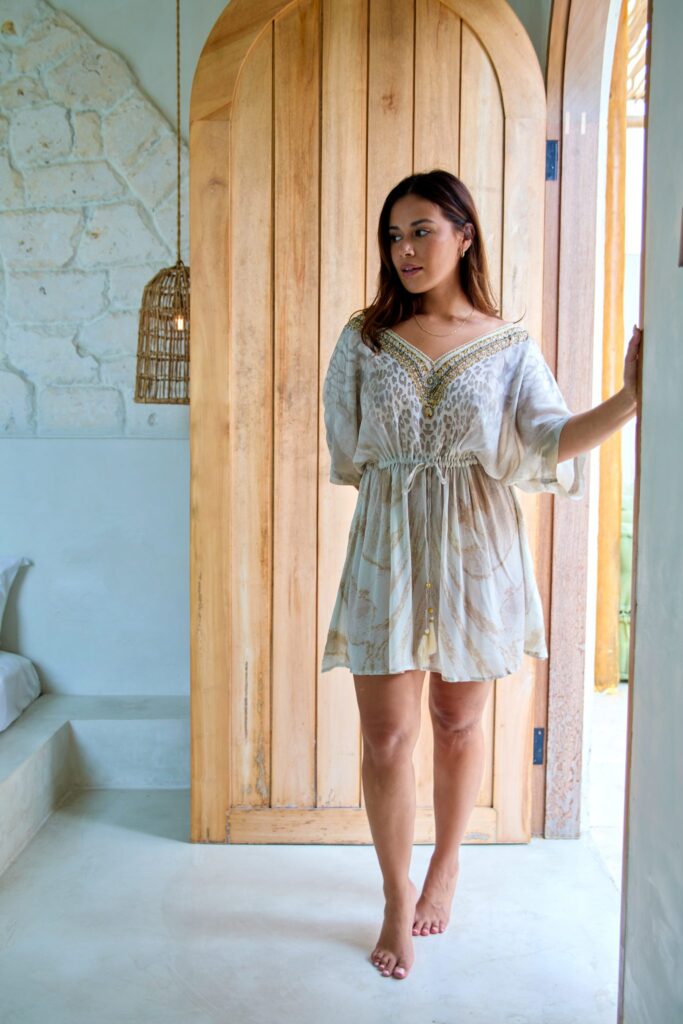 GUILTY BEACH PRINTED MINI KAFTAN NEUTRALS